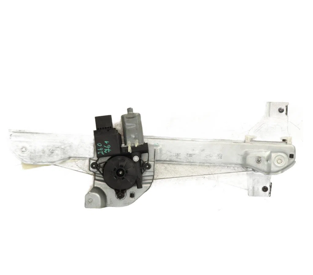 Moteur leve-vitre avg Peugeot 2008 I (CU_) 1.2 thp 110 - puretech 110 (2015) 5 portes occasion