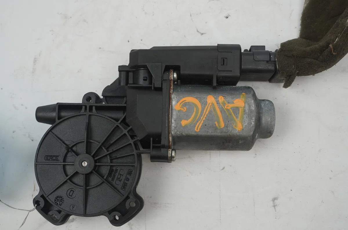 Moteur leve-vitre avg Renault SCÉNIC II (JM0-1_) 1.6 (jm0c, jm0j, jm1b) (2003-2006) 5 portes occasion