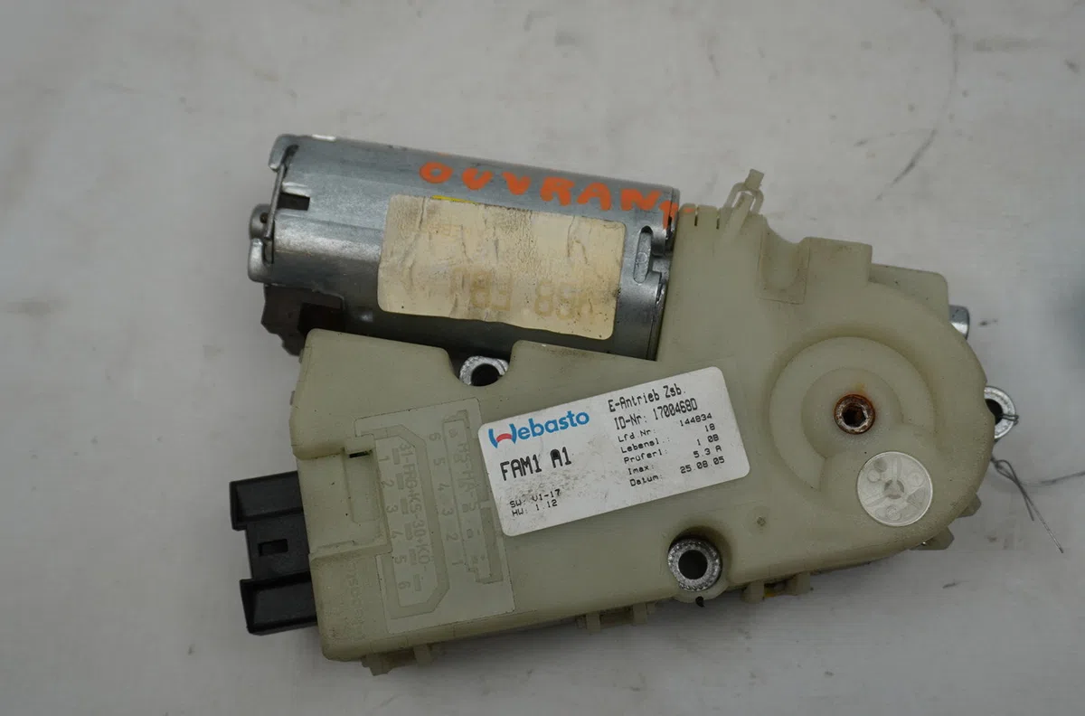 Moteur toit ouvrant Citroën XSARA PICASSO (N68) 2.0 hdi (1999-2011) 5 portes occasion