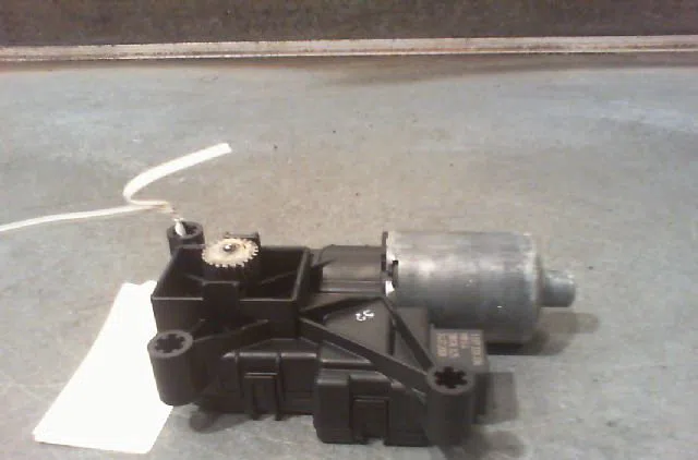 Moteur toit ouvrant Peugeot 308 SW I (4E_, 4H_) 1.6 hdi (2009-2014) 5 portes occasion