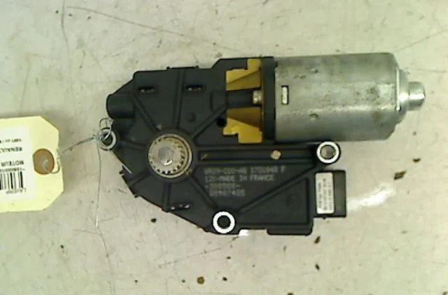Moteur toit ouvrant Renault CLIO III (BR0-1, CR0-1) 1.5 dci (br0h, cr0h, cr1s, br1s) (2005-2014) 3 portes occasion