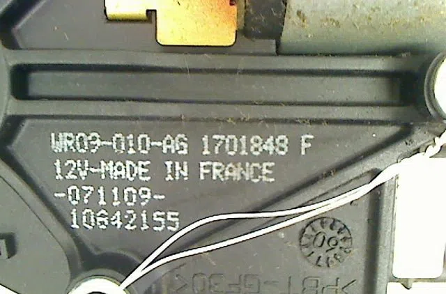 Moteur toit ouvrant Renault CLIO III (BR0-1, CR0-1) 1.5 dci (c-br0g, c-br1g) (2005-2012) 5 portes occasion