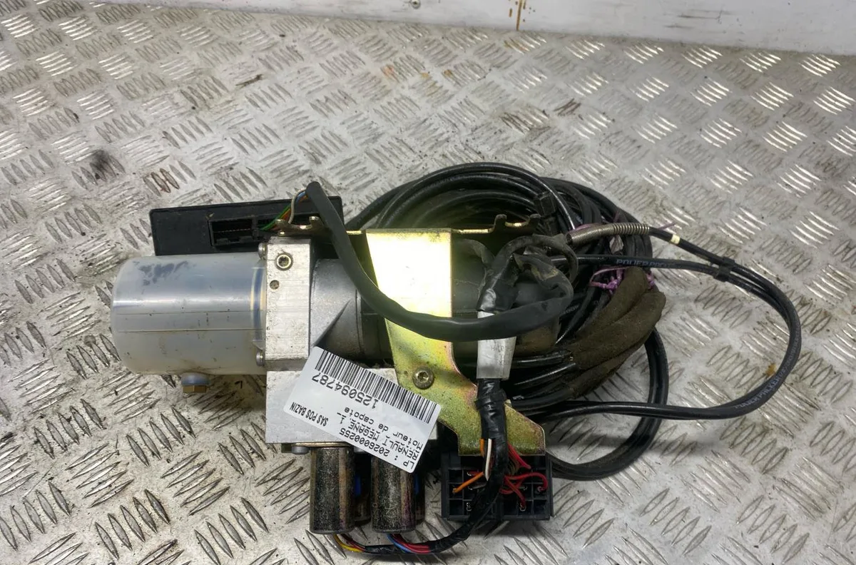 Moteur toit ouvrant RENAULT MEGANE 1 PHASE 2 CABRIOLET occasion