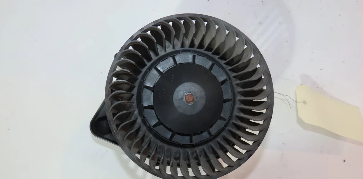 Moteur ventilateur chauffage Audi A4 B7 Avant (8ED) 1.9 tdi (2004-2008) occasion