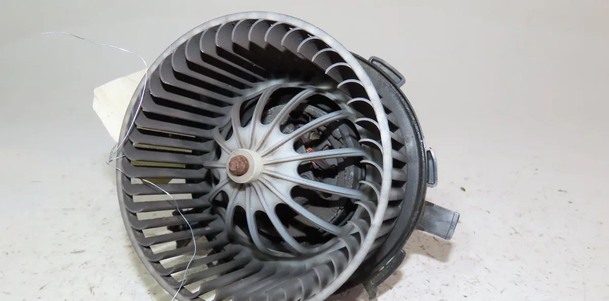 Moteur ventilateur chauffage Audi A4 B8 Avant (8K5) 2.0 tdi (2008-2015) occasion