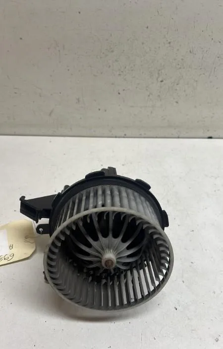 Moteur ventilateur chauffage Audi A4 B8 Avant (8K5) 2.7 tdi (2008-2012) occasion