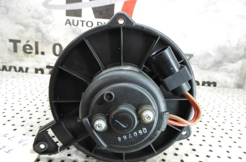 Moteur ventilateur chauffage AUDI A6 2 AVANT PHASE 1 BREAK occasion
