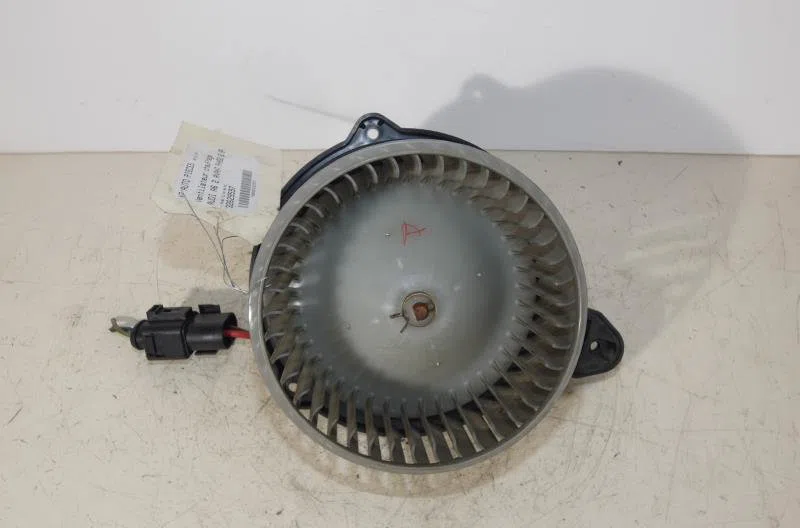 Moteur ventilateur chauffage AUDI A6 2 AVANT PHASE 2 BREAK occasion