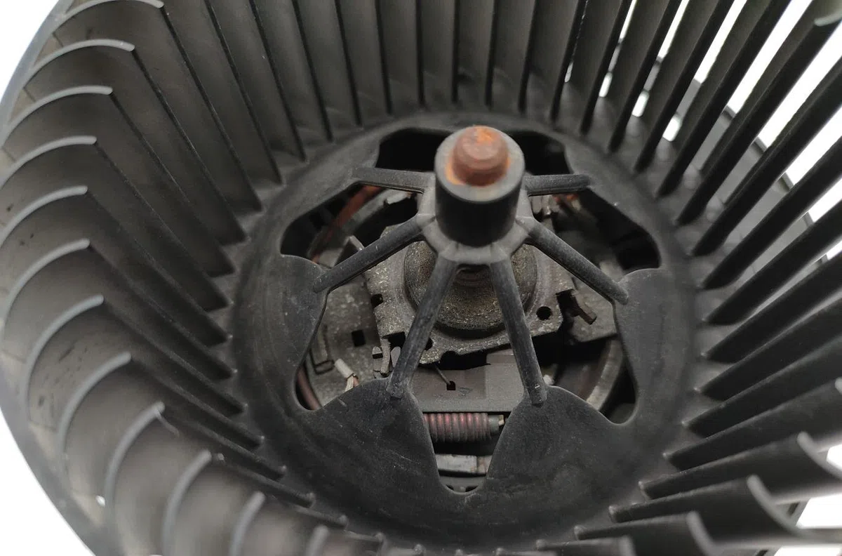 Moteur ventilateur chauffage BMW SERIE 1 E81 occasion