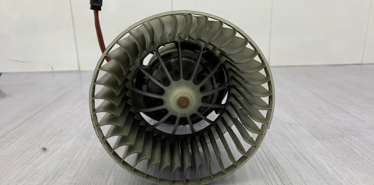 Moteur ventilateur chauffage BMW SERIE 3 E46 TOURING PHASE 1 BREAK occasion