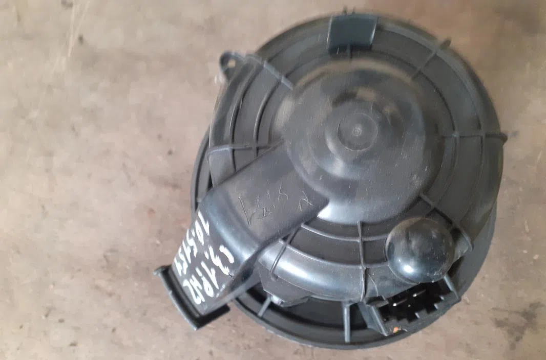 Moteur ventilateur chauffage Citroen C3 II (SC_) 1.4 hdi 70 (sc8hzc, sc8hr0, sc8hp4) (2009) 5 portes occasion