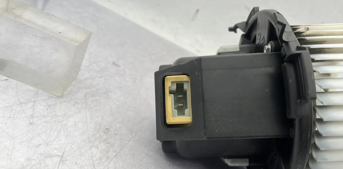 Moteur ventilateur chauffage CITROEN C4 GRAND PICASSO 2 PHASE 1 occasion