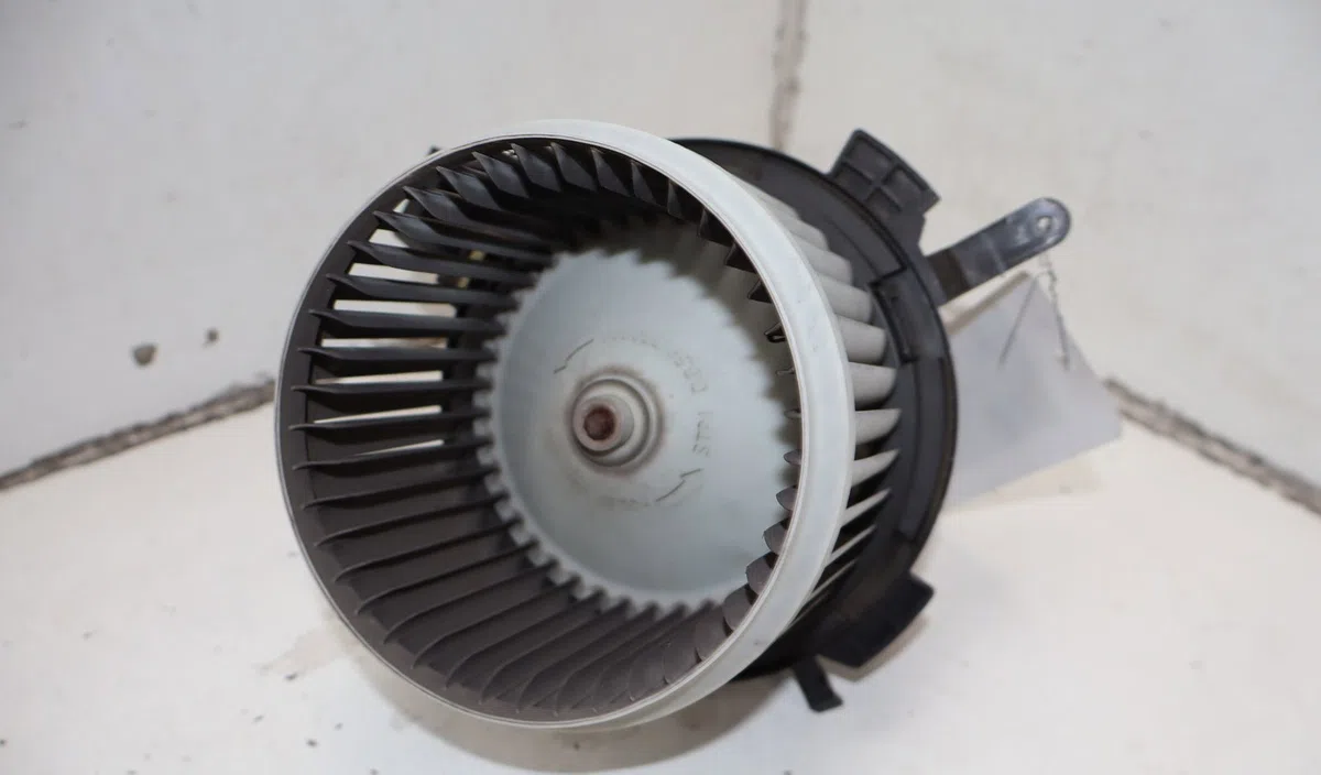 Moteur ventilateur chauffage Citroen C4 GRAND PICASSO II (DA_, DE_) 1.6 hdi - bluehdi 115 (2013) occasion