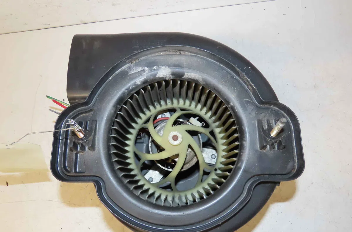 Moteur ventilateur chauffage CITROEN SAXO occasion