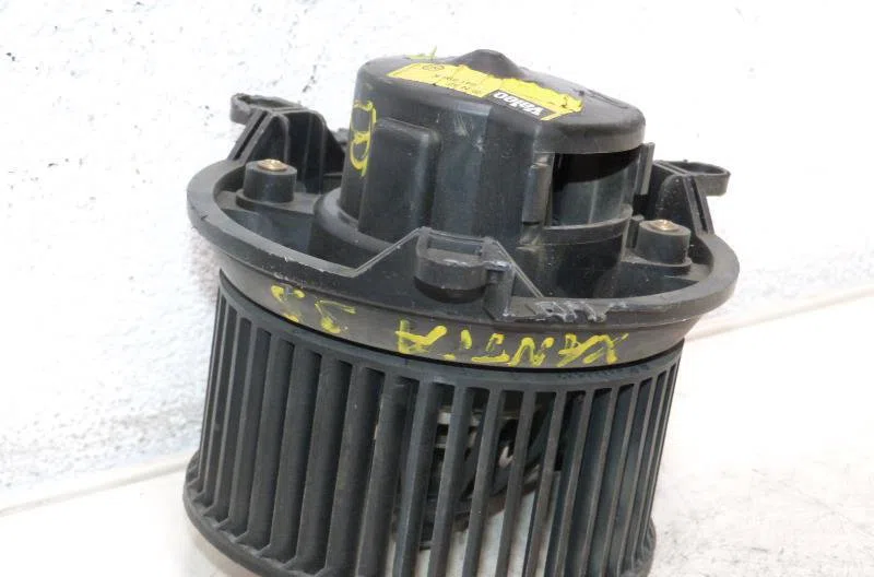 Moteur ventilateur chauffage CITROEN XANTIA PHASE 1 occasion