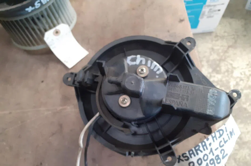 Moteur ventilateur chauffage Citroen XSARA (N1) 2.0 hdi 90 (1999-2005) occasion