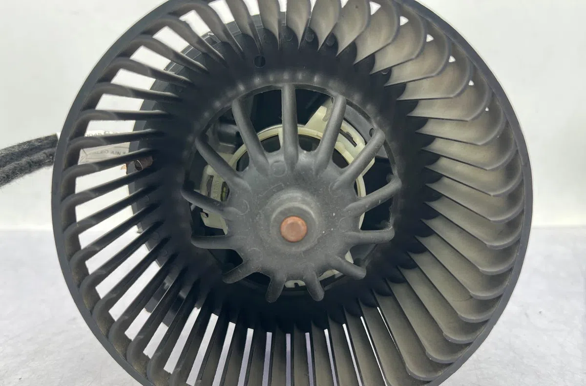 Moteur ventilateur chauffage DACIA LOGAN 1 PHASE 1 occasion