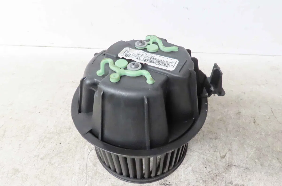 Moteur ventilateur chauffage DACIA SANDERO I occasion