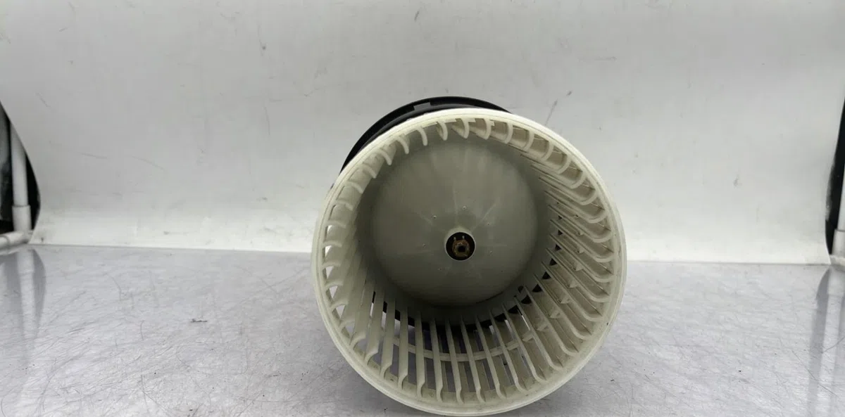 Moteur ventilateur chauffage DACIA SPRING occasion