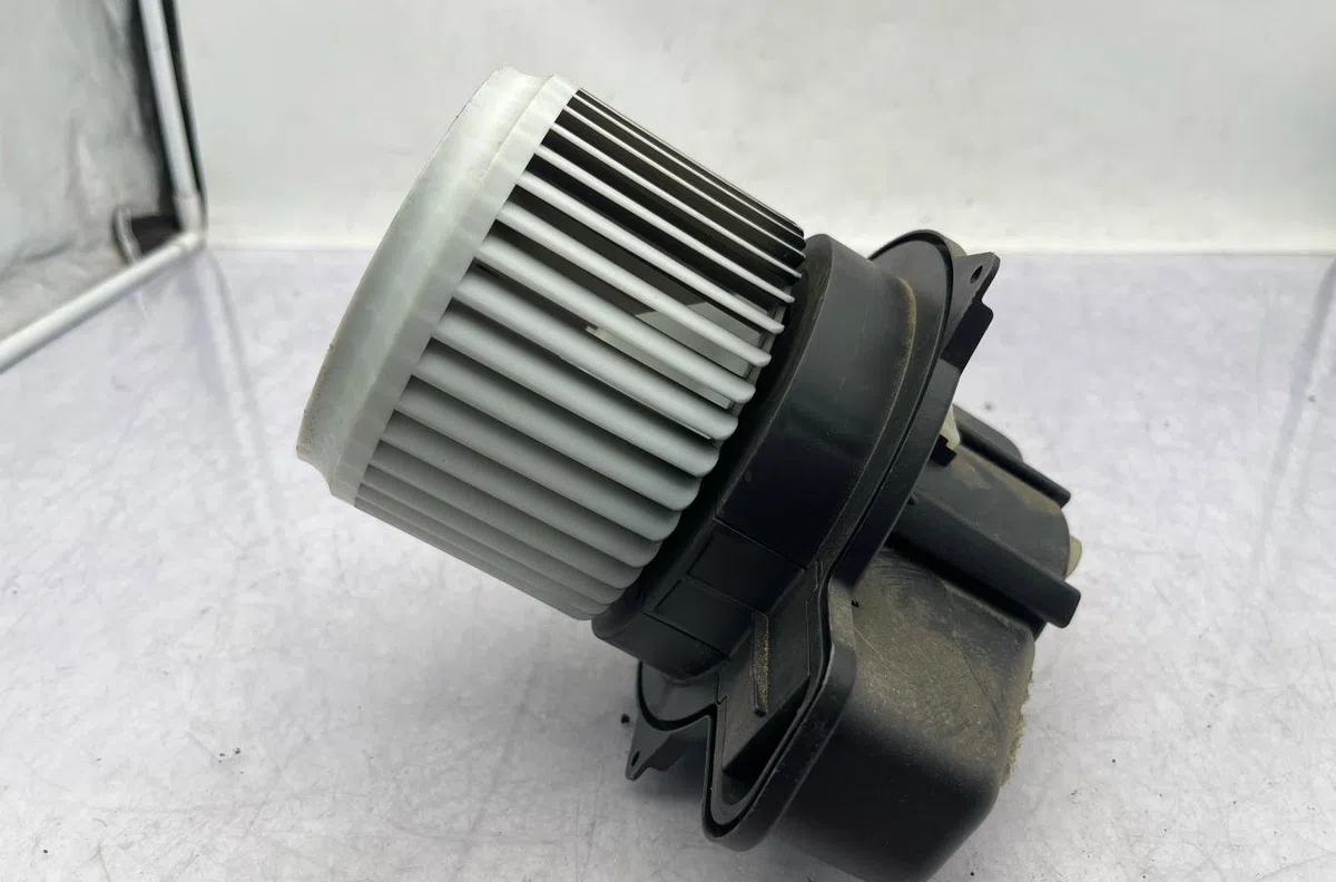 Moteur ventilateur chauffage FIAT 500 2 PHASE 2 occasion