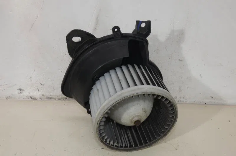Moteur ventilateur chauffage FIAT PUNTO 2 PHASE 1 occasion