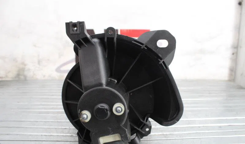 Moteur ventilateur chauffage FIAT PUNTO 3 occasion