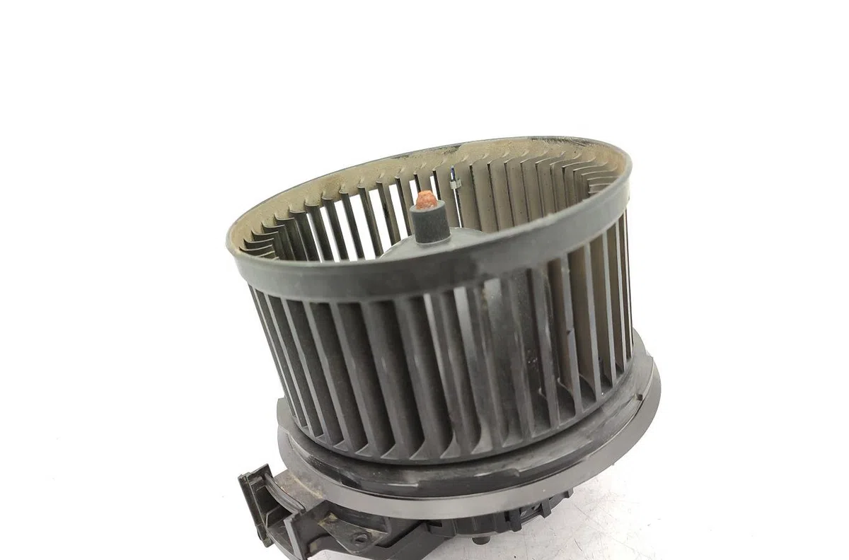 Moteur ventilateur chauffage FORD FIESTA 6 PHASE 1 occasion