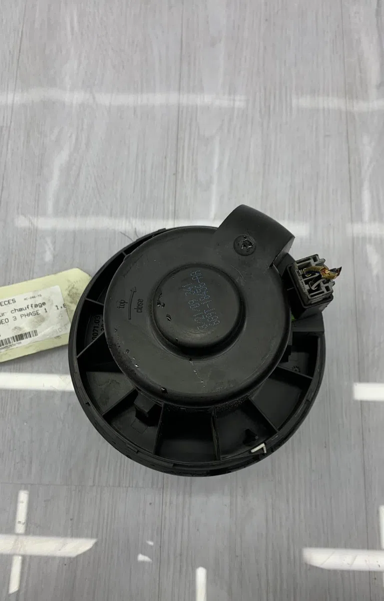 Moteur ventilateur chauffage FORD MONDEO 3 PHASE 1 occasion