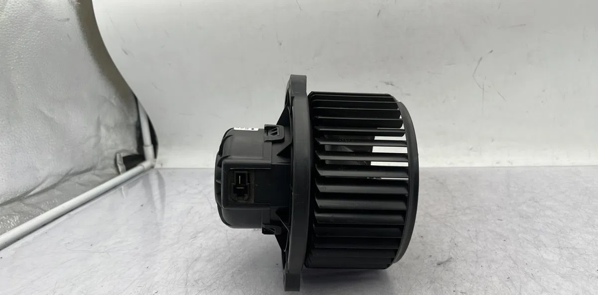 Moteur ventilateur chauffage HYUNDAI I 40 PHASE 2 occasion