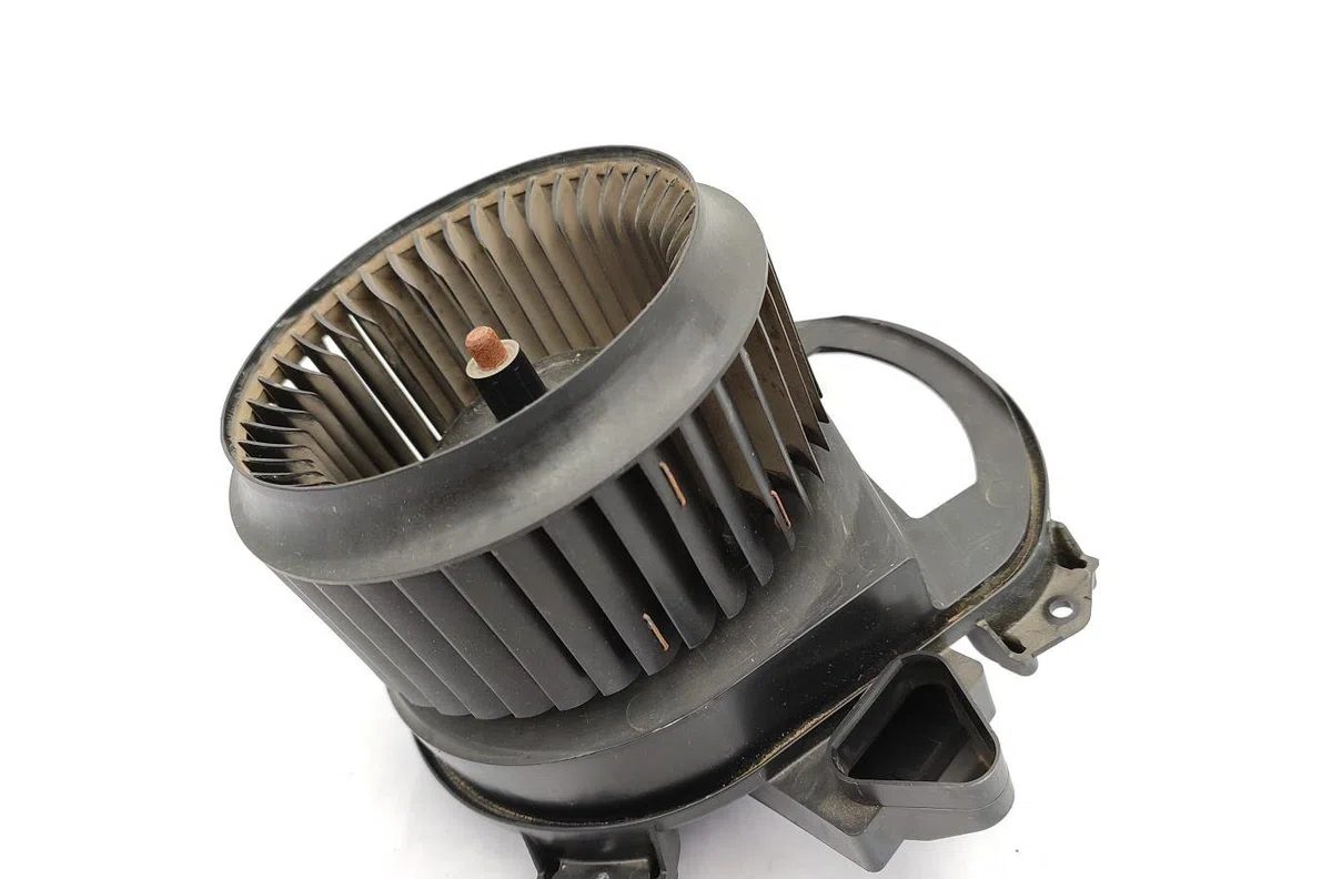 Moteur ventilateur chauffage MERCEDES CLASSE A 176 PHASE 1 occasion