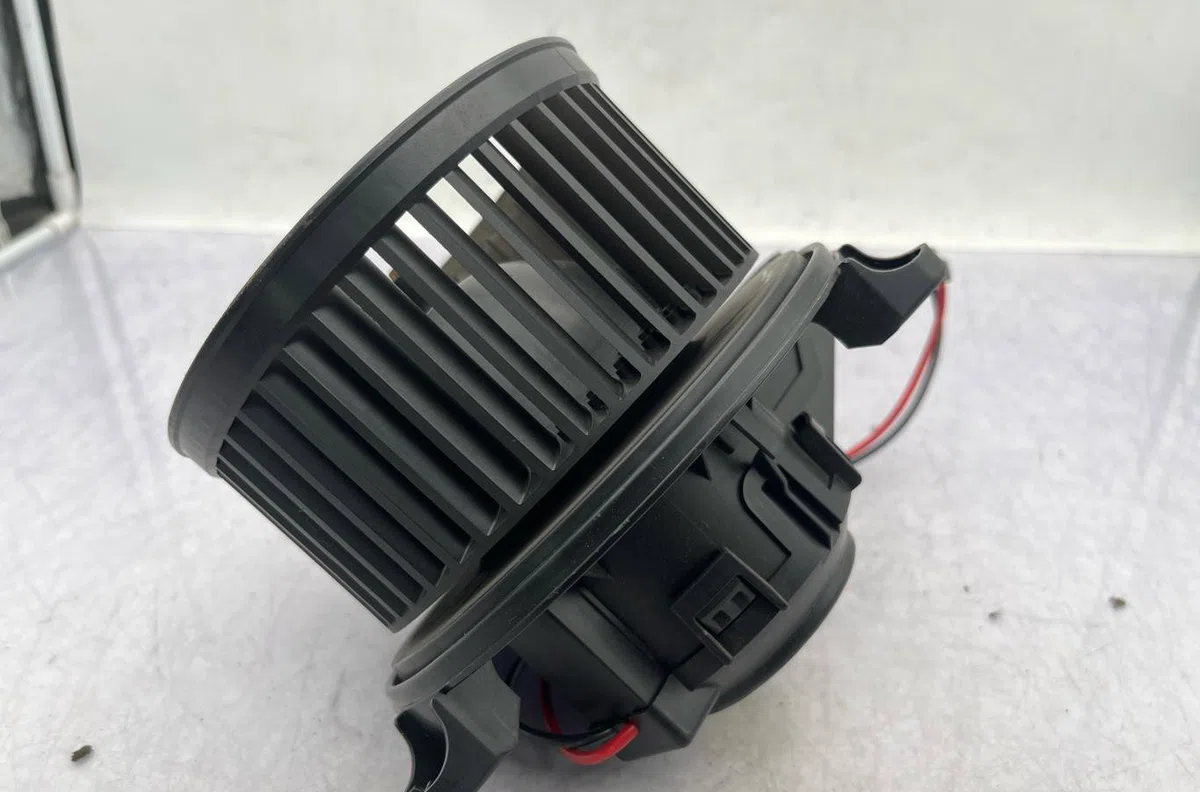 Moteur ventilateur chauffage MERCEDES CLASSE A 177 PHASE 1 occasion