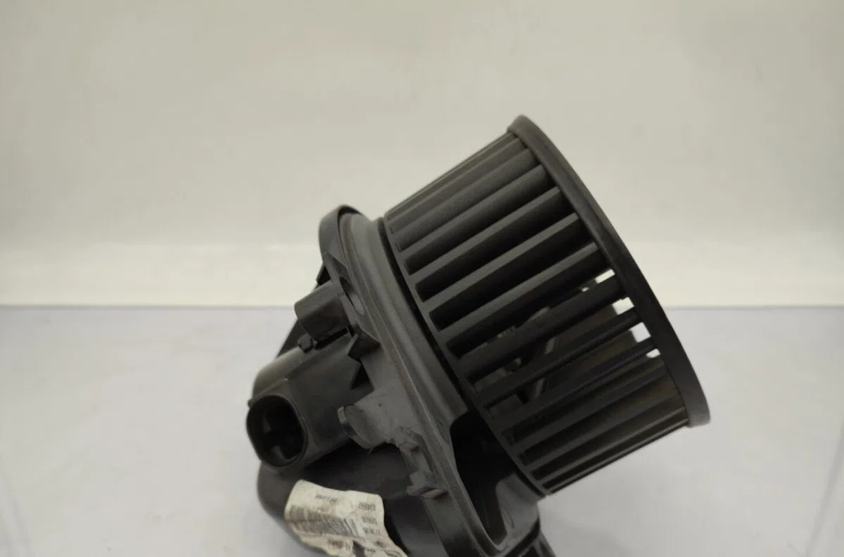 Moteur ventilateur chauffage MINI MINI 1 R50-R53 PHASE 2 occasion