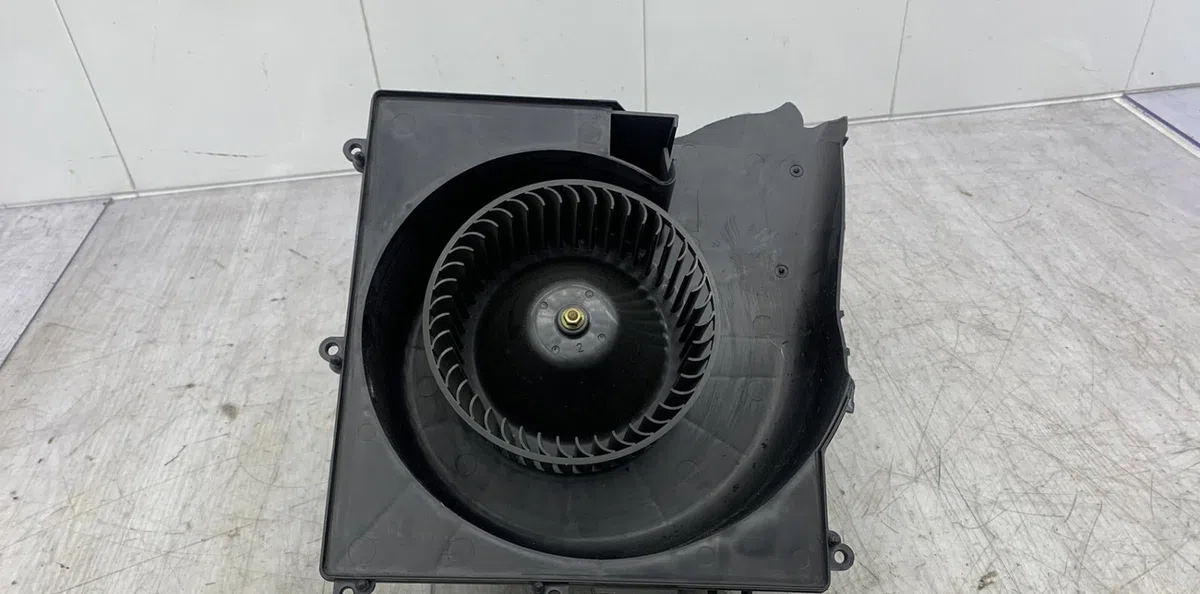 Moteur ventilateur chauffage NISSAN ALMERA TINO PHASE 2 occasion