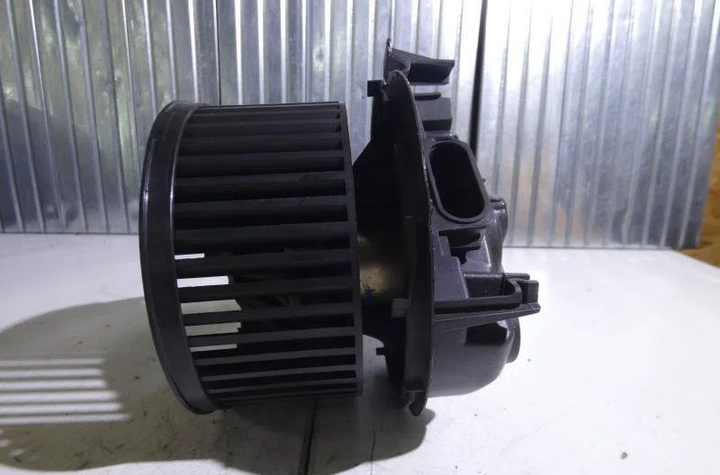 Moteur ventilateur chauffage NISSAN MICRA 3 PHASE 1 occasion