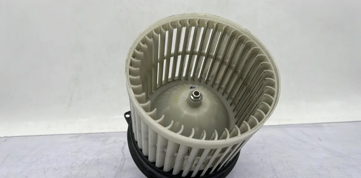 Moteur ventilateur chauffage NISSAN MICRA 4 PHASE 1 occasion