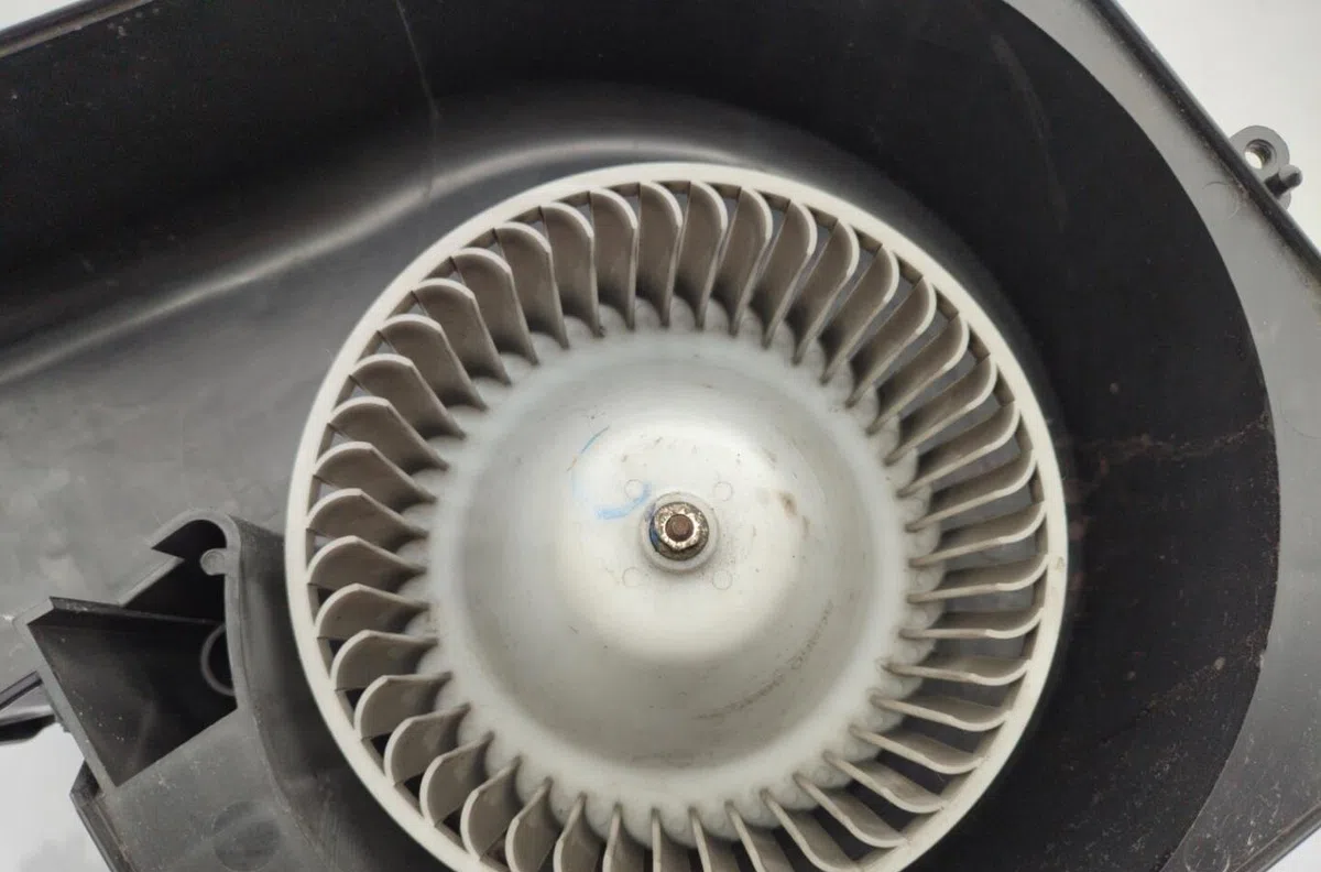 Moteur ventilateur chauffage NISSAN PRIMERA 3 occasion