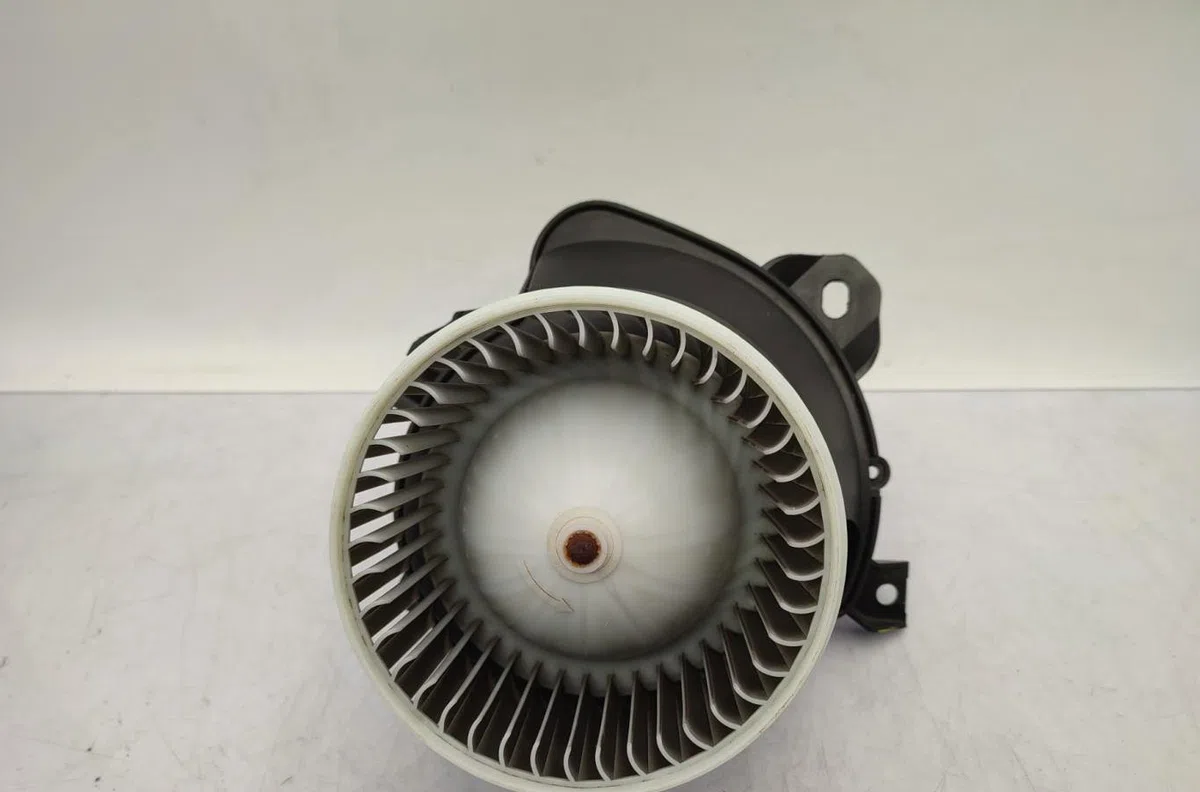Moteur ventilateur chauffage OPEL CORSA E occasion