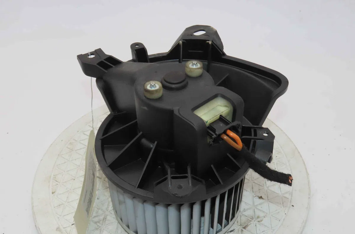 Moteur ventilateur chauffage OPEL CORSA IV occasion