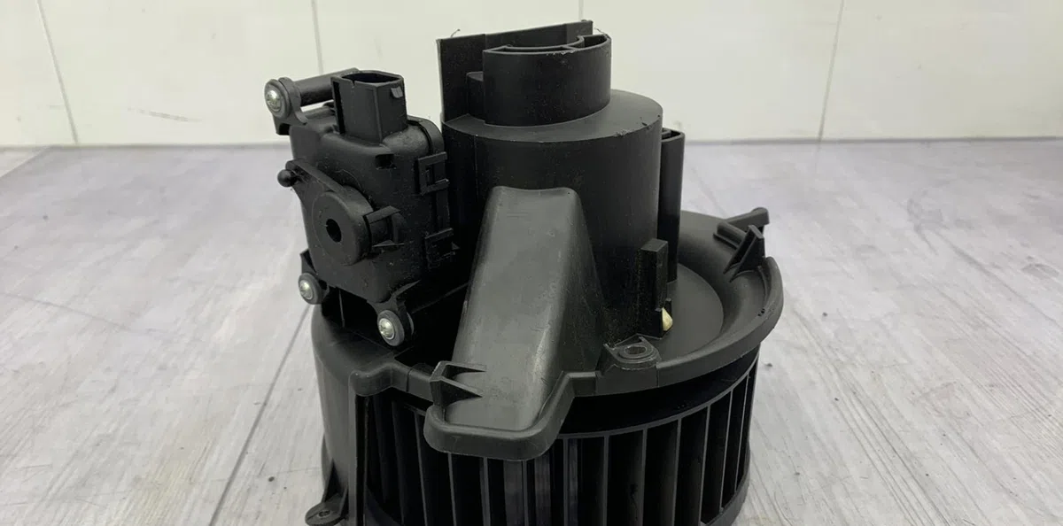 Moteur ventilateur chauffage OPEL ZAFIRA A PHASE 1 occasion