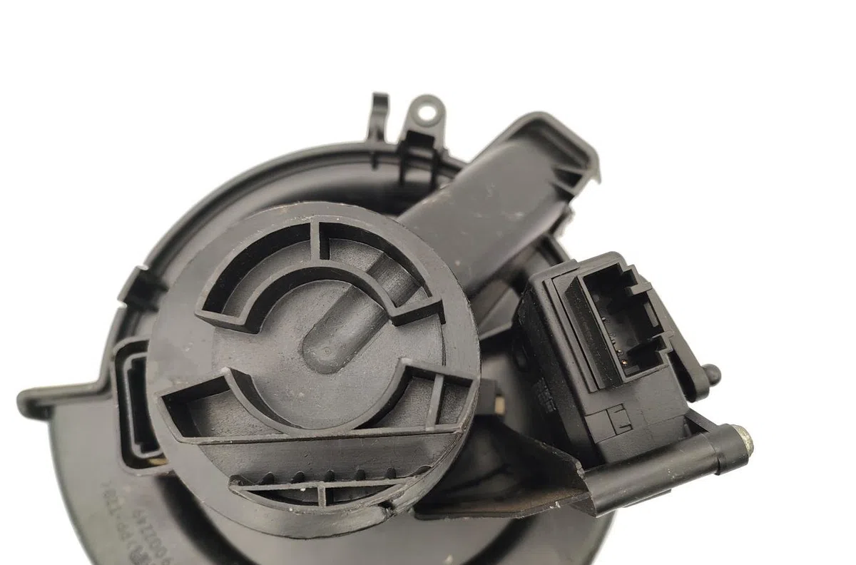 Moteur ventilateur chauffage OPEL ZAFIRA A PHASE 2 occasion