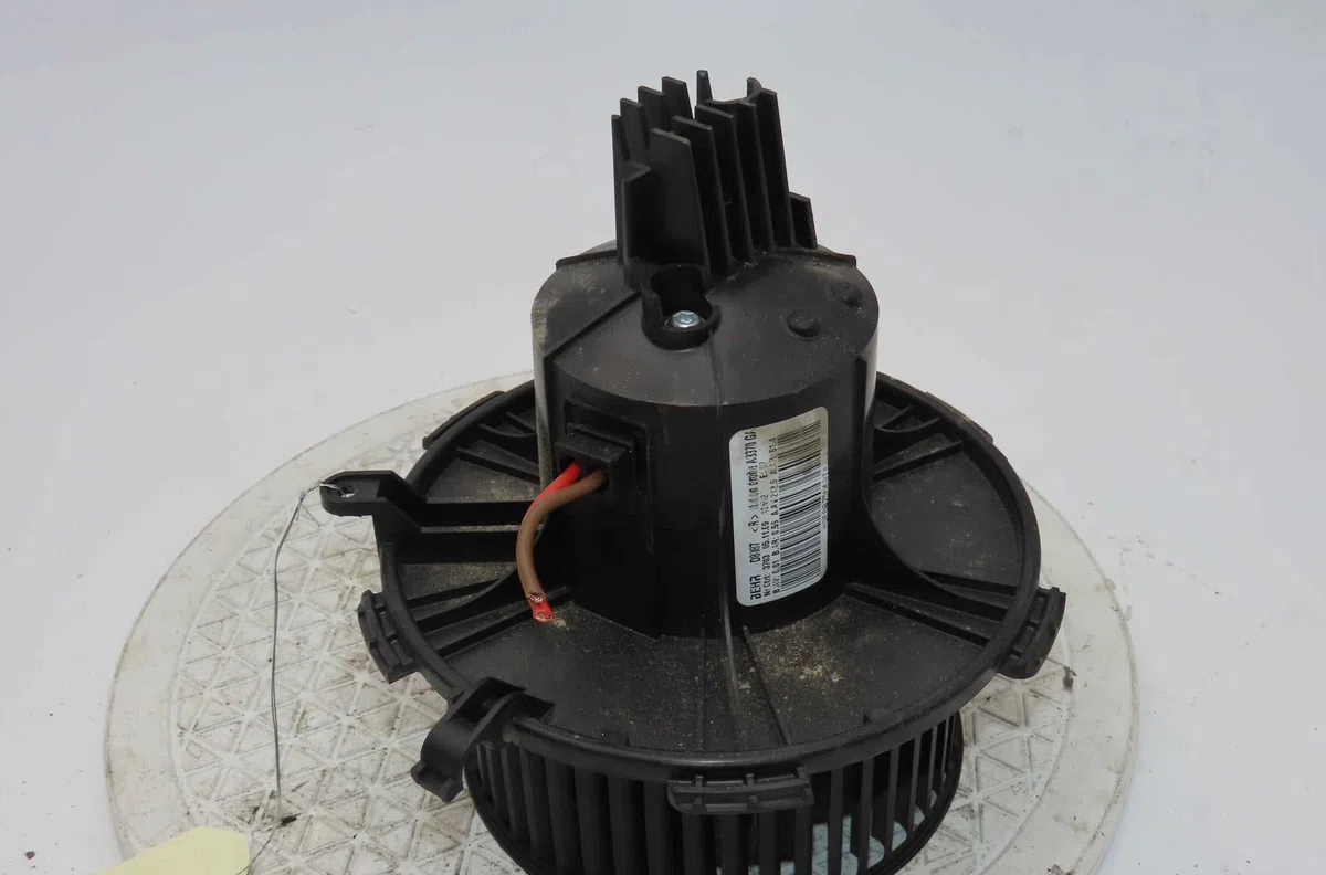 Moteur ventilateur chauffage OPEL ZAFIRA II occasion