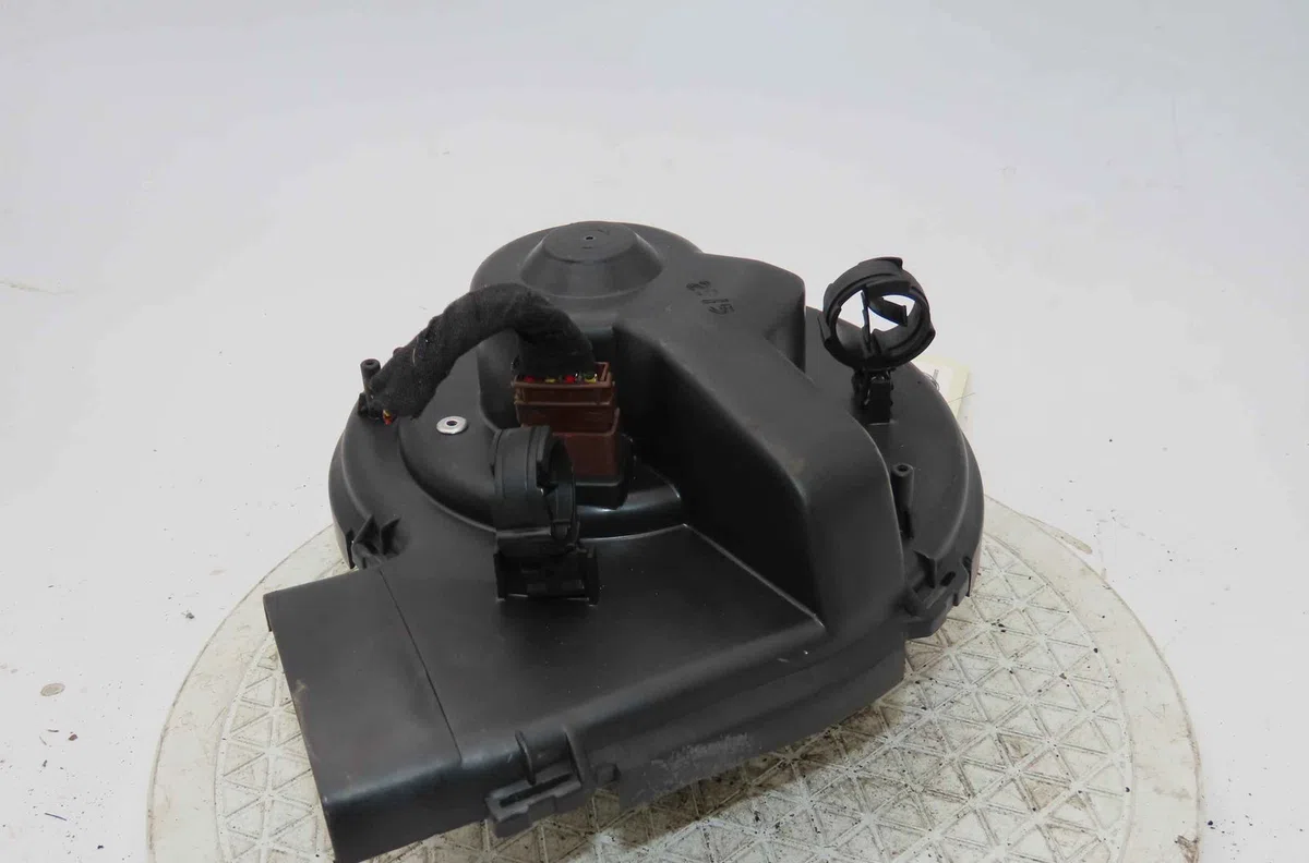 Moteur ventilateur chauffage PEUGEOT 106 occasion