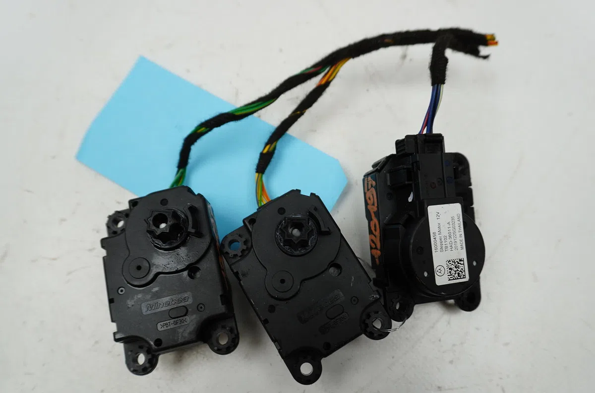 Moteur ventilateur chauffage Peugeot 2008 II (UD_, US_, UY_, UK_) 1.5 bluehdi 130 (2019) occasion