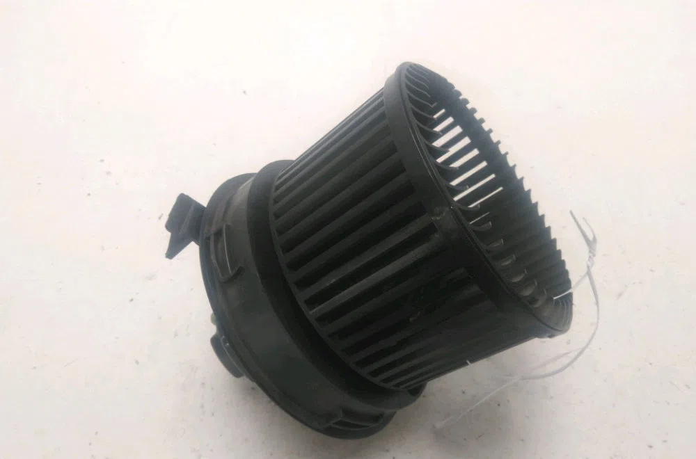 Moteur ventilateur chauffage Peugeot 207-207 (WA_, WC_) 1.6 16v vti (2007-2012) 5 portes occasion