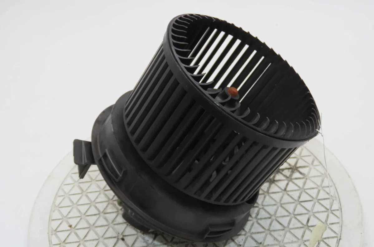 Moteur ventilateur chauffage PEUGEOT 207 occasion