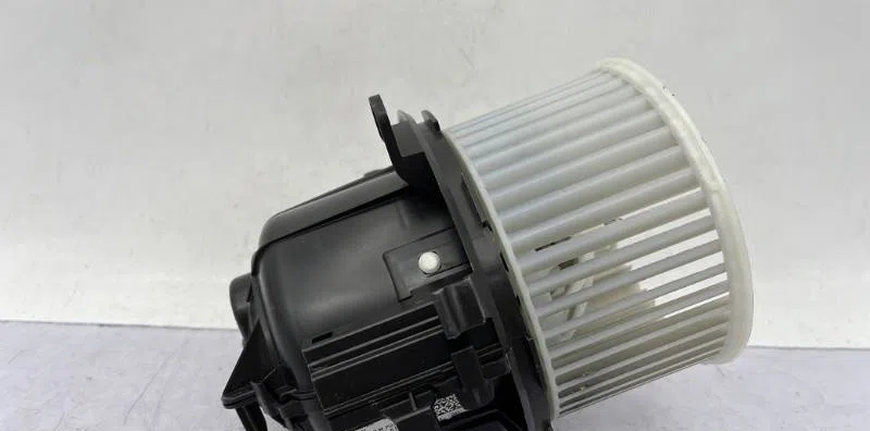 Moteur ventilateur chauffage PEUGEOT 208 2 occasion