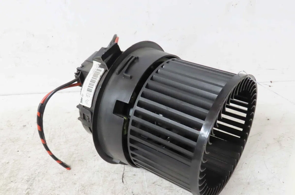 Moteur ventilateur chauffage PEUGEOT 208 I occasion