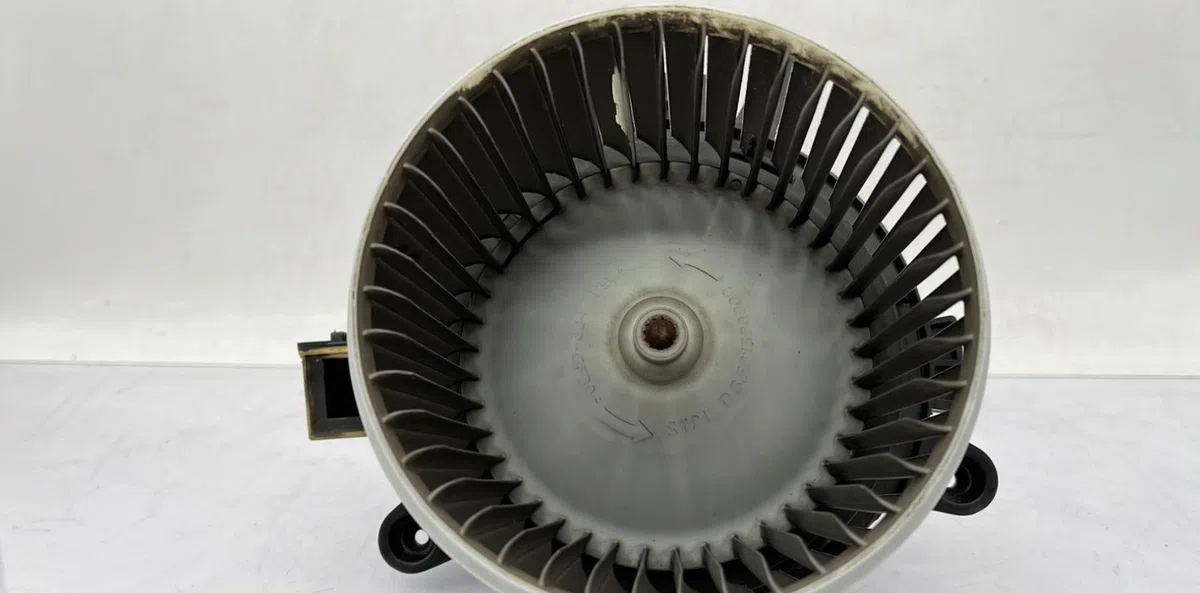 Moteur ventilateur chauffage PEUGEOT 3008 2 PHASE 1 occasion