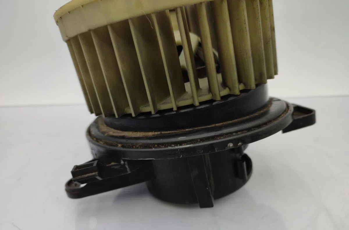 Moteur ventilateur chauffage PEUGEOT 306 PHASE 1 occasion