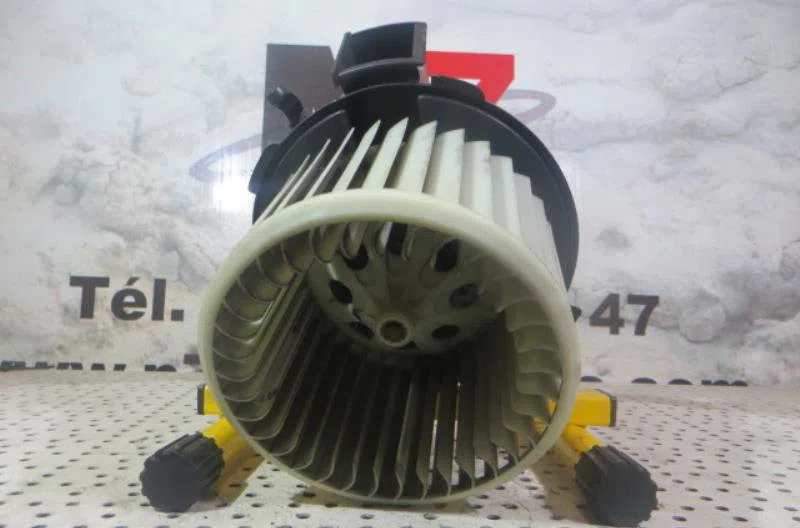Moteur ventilateur chauffage PEUGEOT 307 PHASE 1 occasion